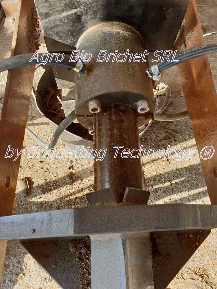 Linie brichetare brichete floroaica calarasi