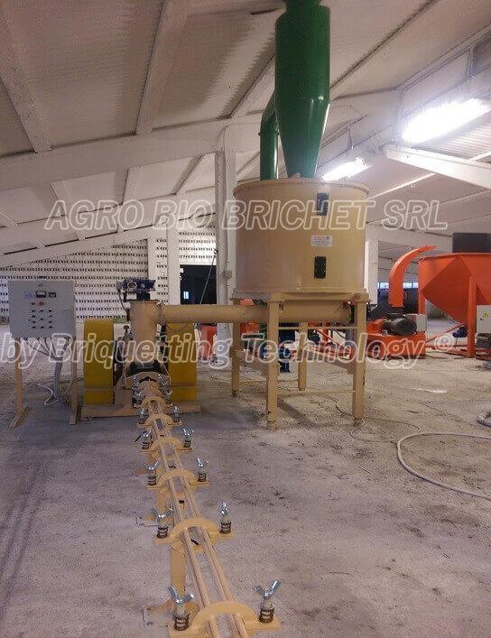 Sawdust briquetting line in Cernesti