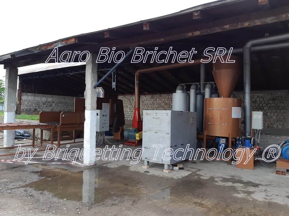 Production of straw briquettes in Livezi